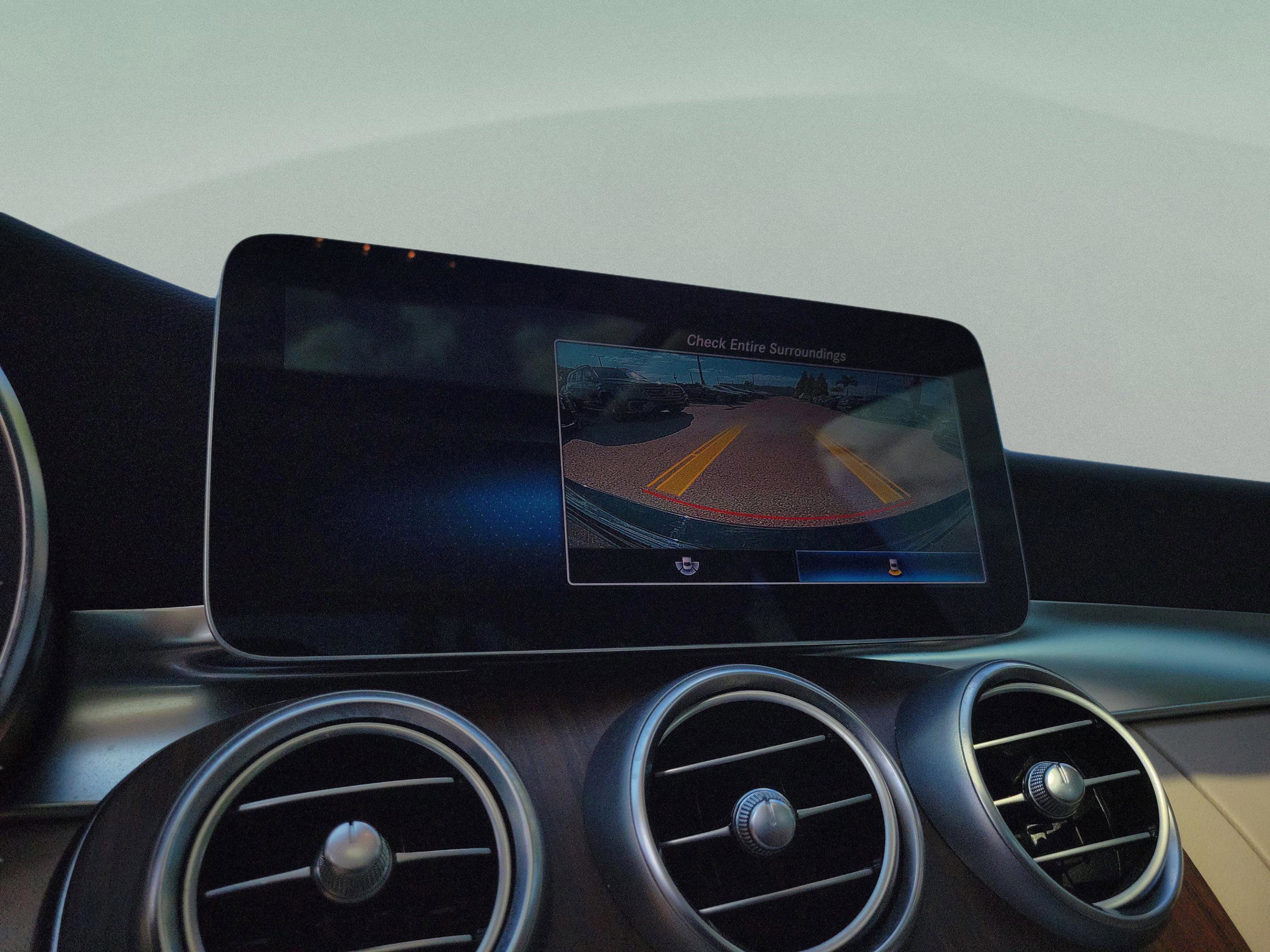 Used 2021 Mercedes-Benz C 300 Sedan image 23