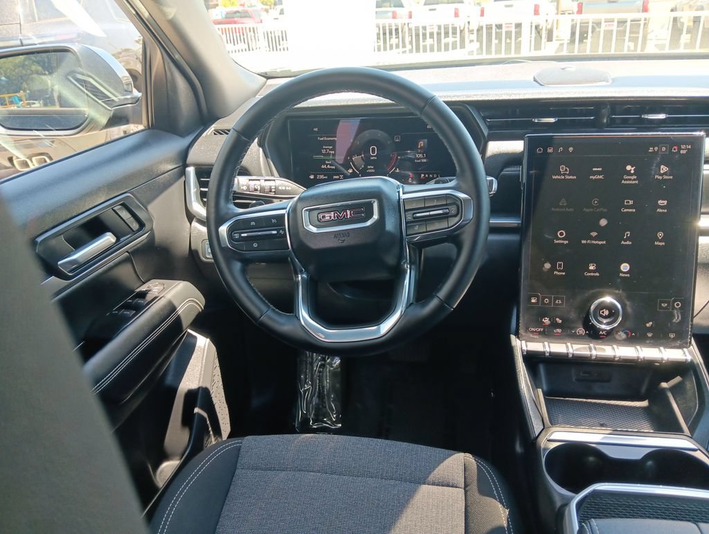 Used 2025 GMC Terrain Elevation AWD/4WD image 13