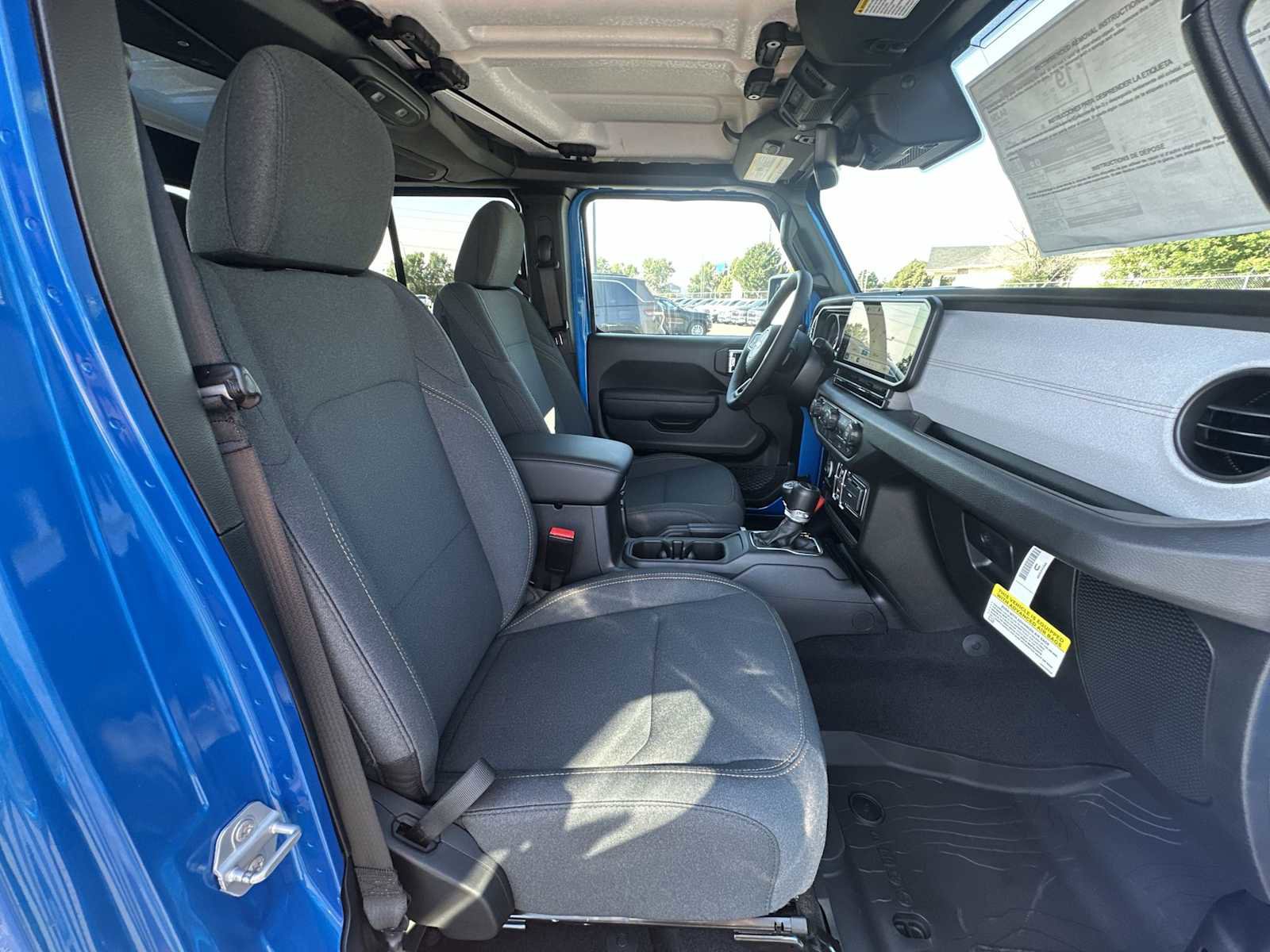 New 2025 Jeep Gladiator Sport image 24