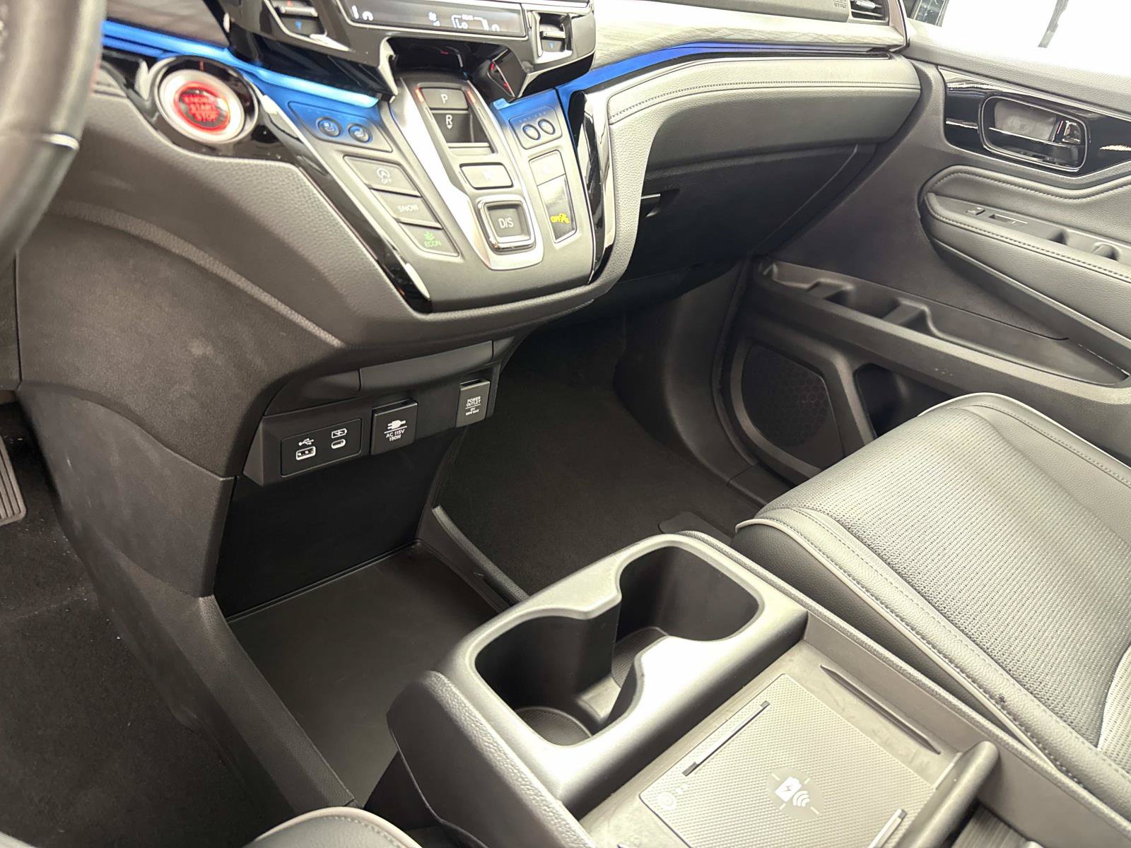 Used 2025 Honda Odyssey Elite image 26