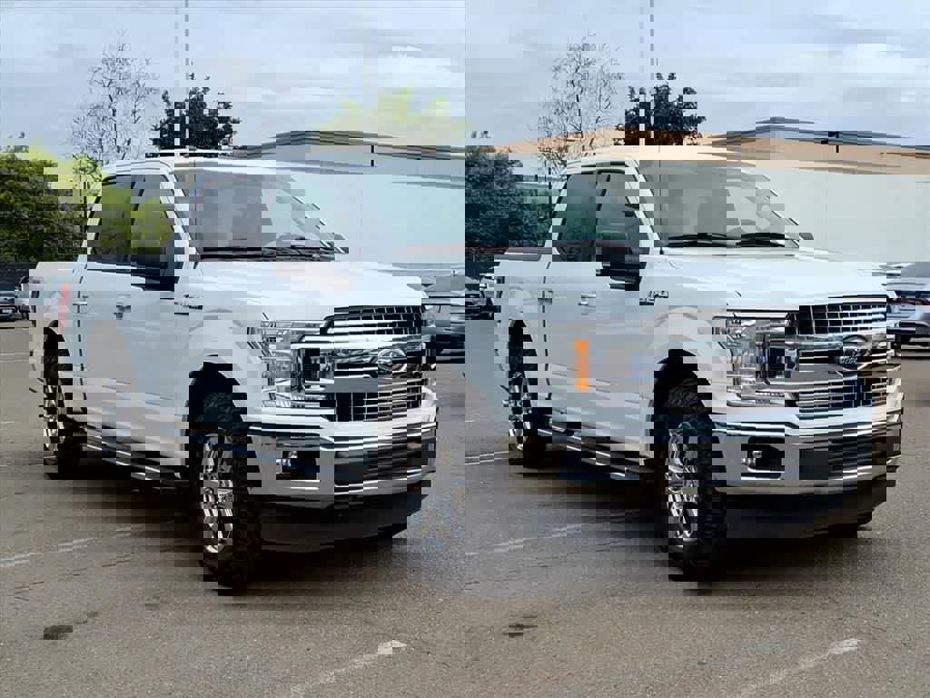 Used 2018 Ford F150 XLT w/ Equipment Group 302A Luxury image 3