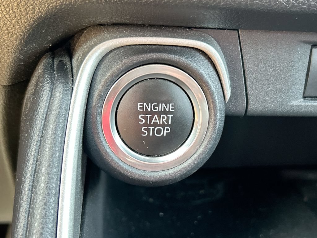 Used 2025 Toyota Grand Highlander FWD image 19