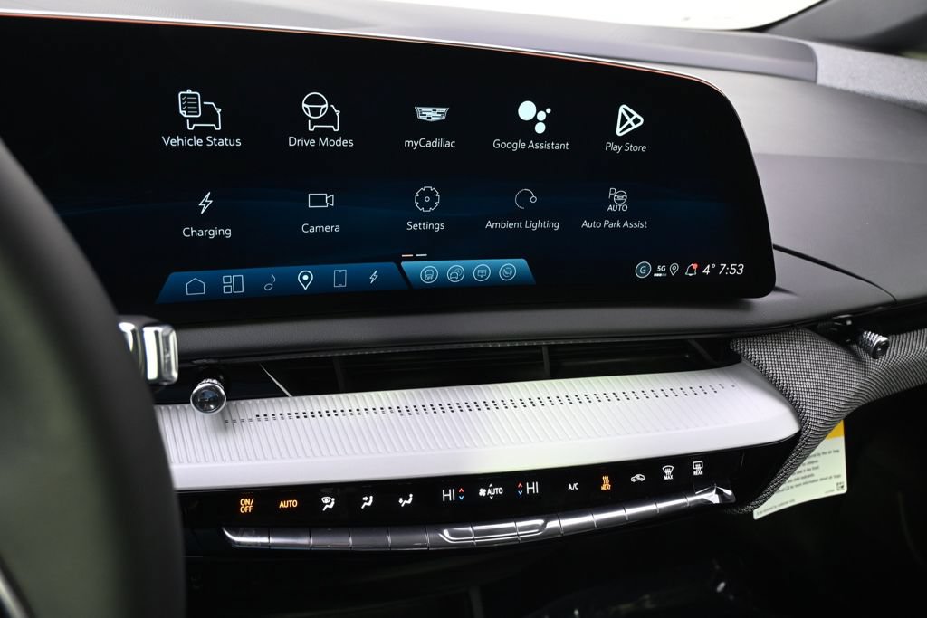 New 2026 Cadillac Optiq Luxury 1 w/ LPO, Floor Liner Package AWD/4WD image 25