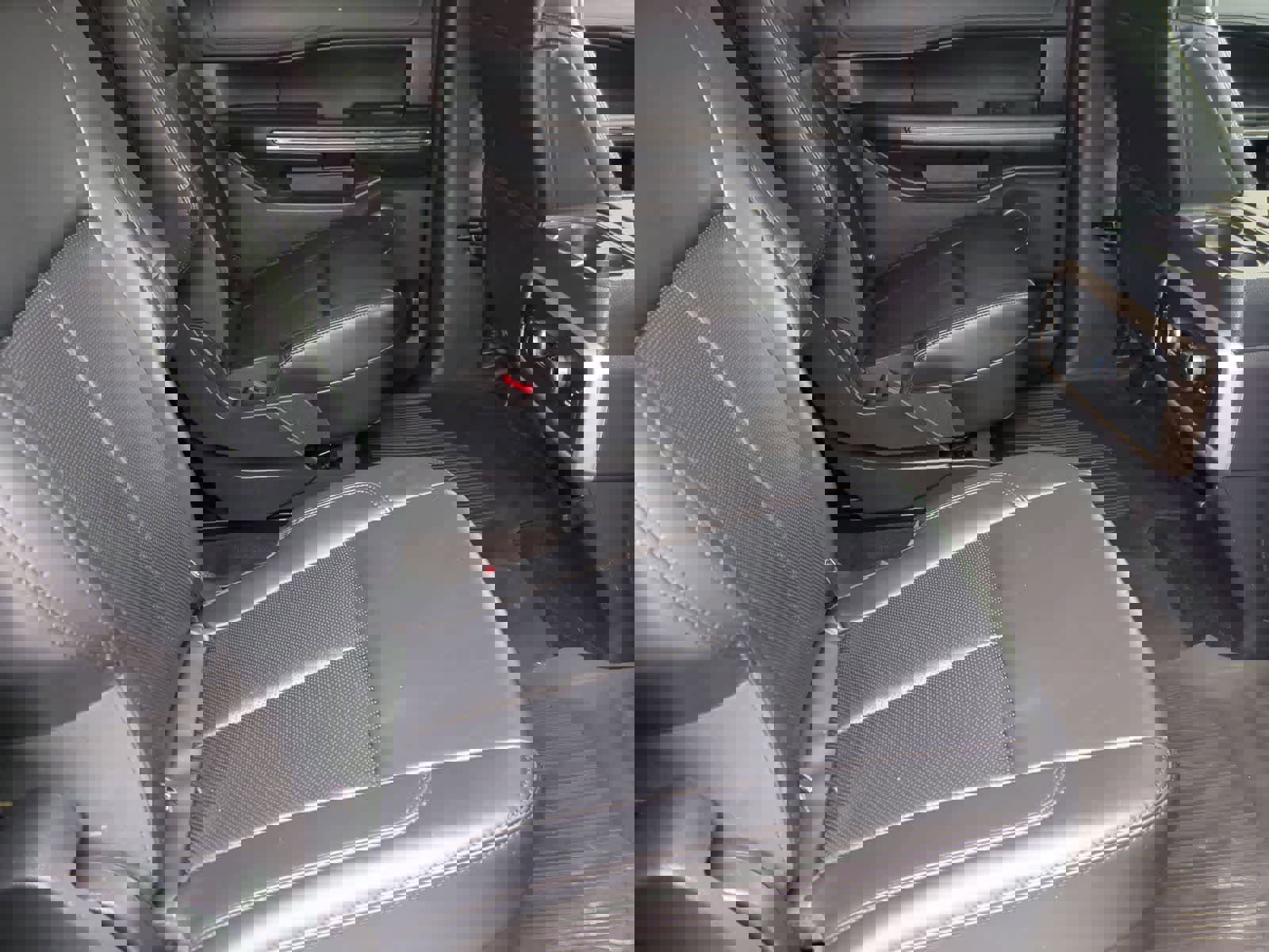 Used 2023 Ford Expedition Max XLT image 20