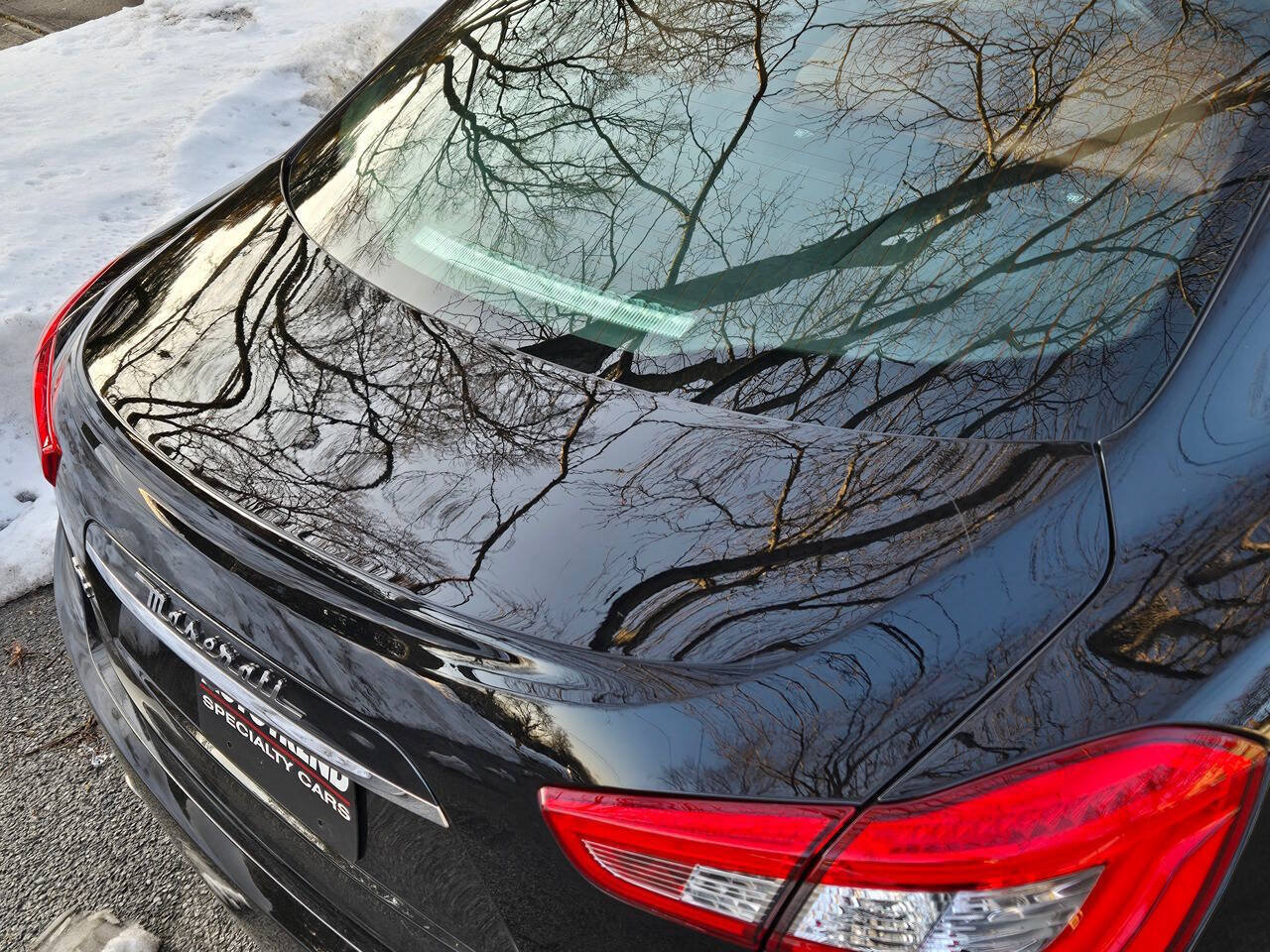 Used 2017 Maserati Ghibli S Q4 AWD/4WD image 21
