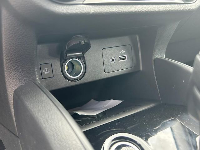 New 2025 Nissan Versa SV w/ Trunk Package image 21