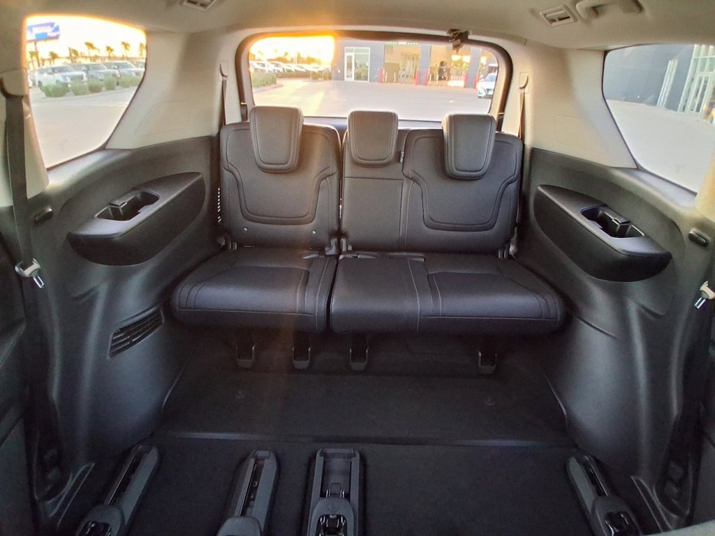 New 2026 Nissan Armada SV image 28