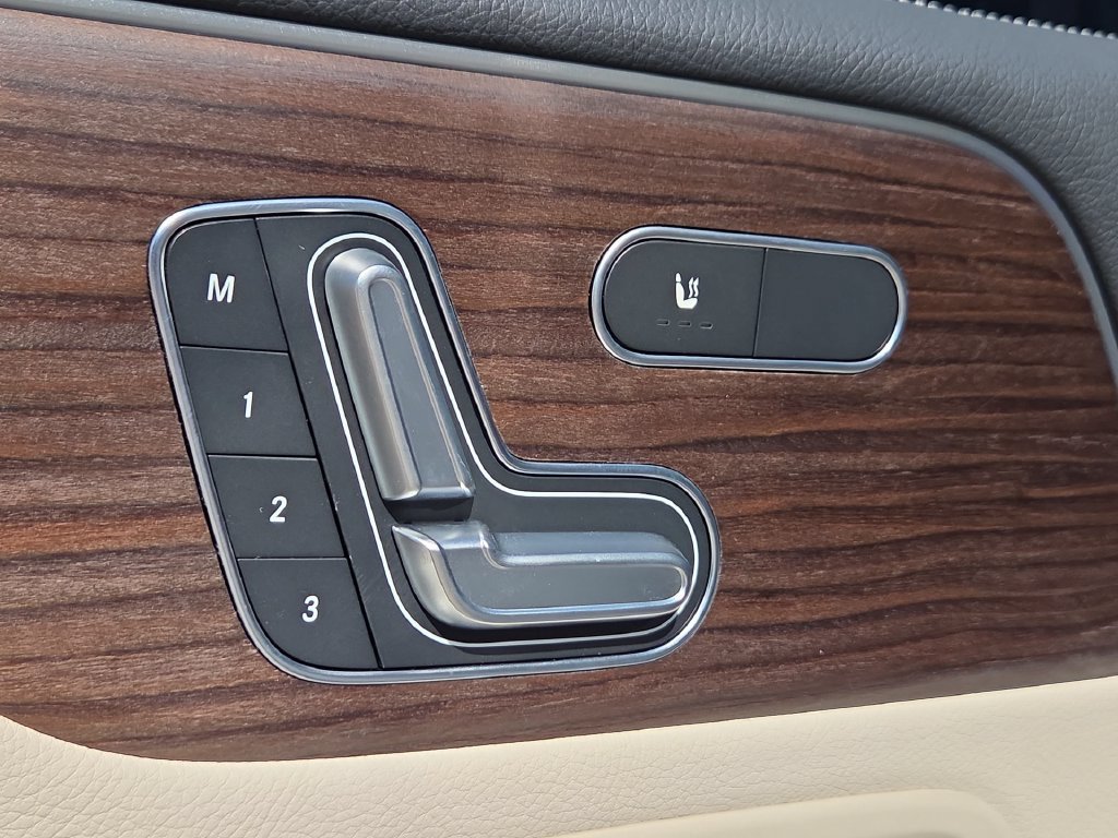 New 2026 Mercedes-Benz GLB 250 image 17