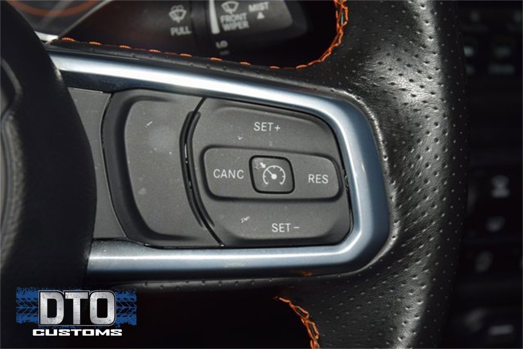 Used 2023 Jeep Gladiator Mojave w/ Trailer Tow Package image 36