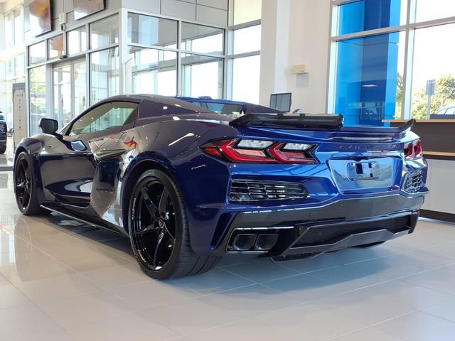 New 2027 Chevrolet Corvette Grand Sport w/ Z52 Sport Performance Package RWD image 3