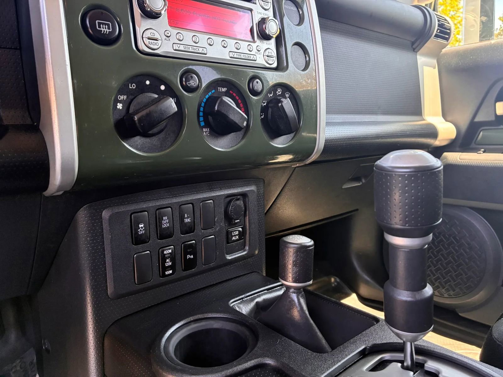 Used 2014 Toyota FJ Cruiser 4WD w/ Upgrade Package image 30