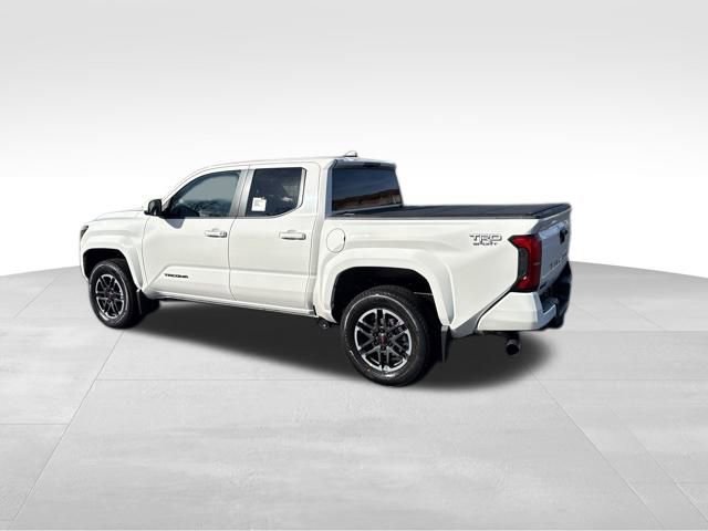 New 2025 Toyota Tacoma TRD Sport image 3