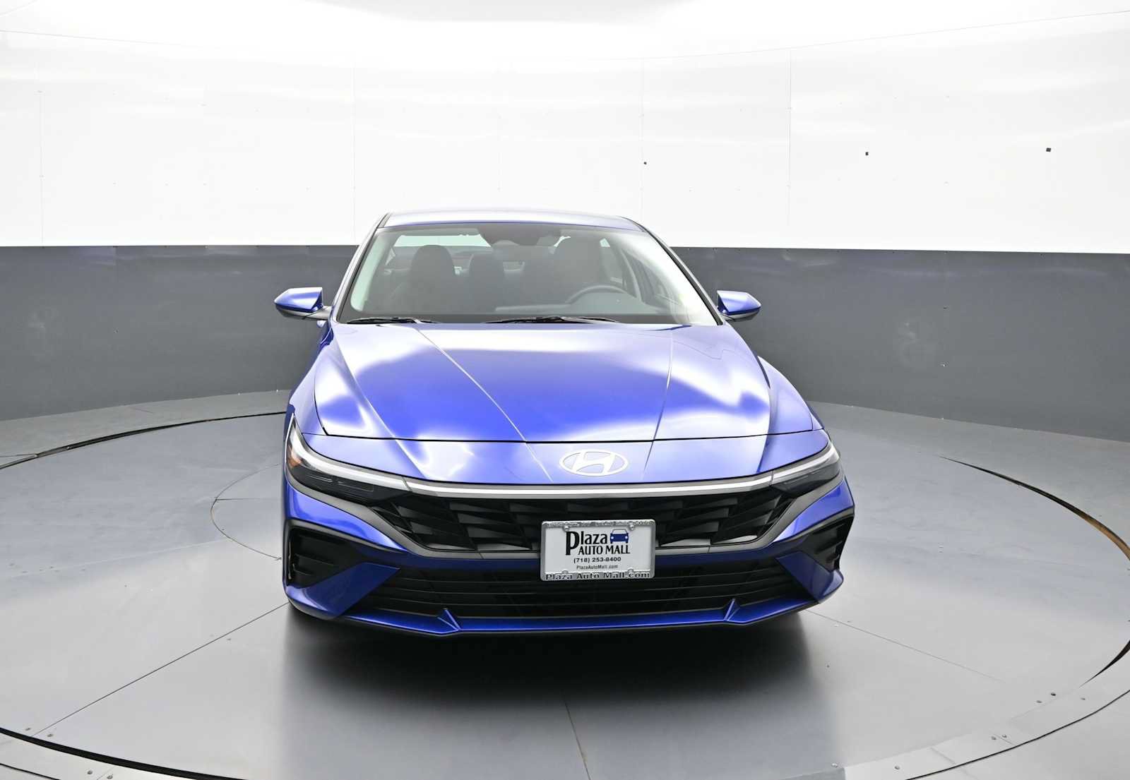 Certified 2025 Hyundai Elantra SE