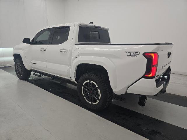 Used 2025 Toyota Tacoma TRD Sport w/ TRD Sport Upgrade Package AWD/4WD image 4