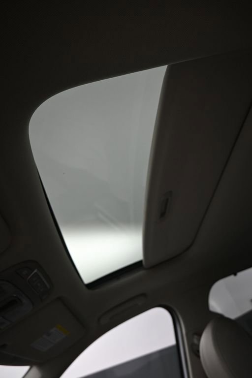 Certified 2022 Kia Telluride EX w/ EX Premium Package image 18