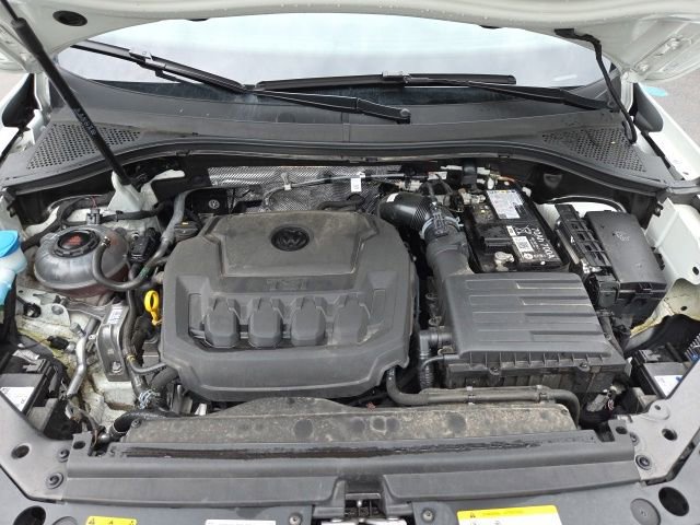 Used 2024 Volkswagen Tiguan SEL R-Line AWD/4WD image 29
