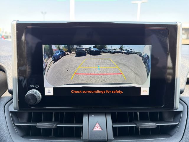 Used 2025 Toyota RAV4 XLE AWD/4WD image 13