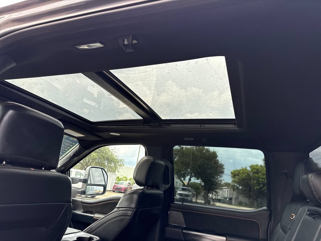 Certified 2024 Ford F250 Platinum AWD/4WD image 9