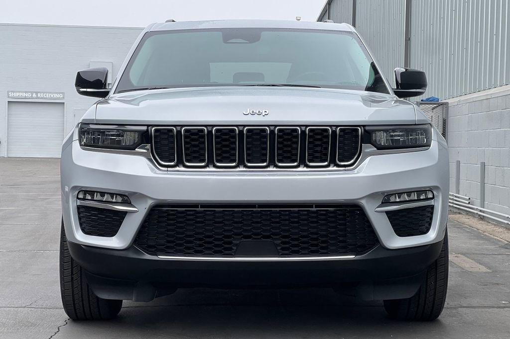 Used 2024 Jeep Grand Cherokee Limited 4xe image 9