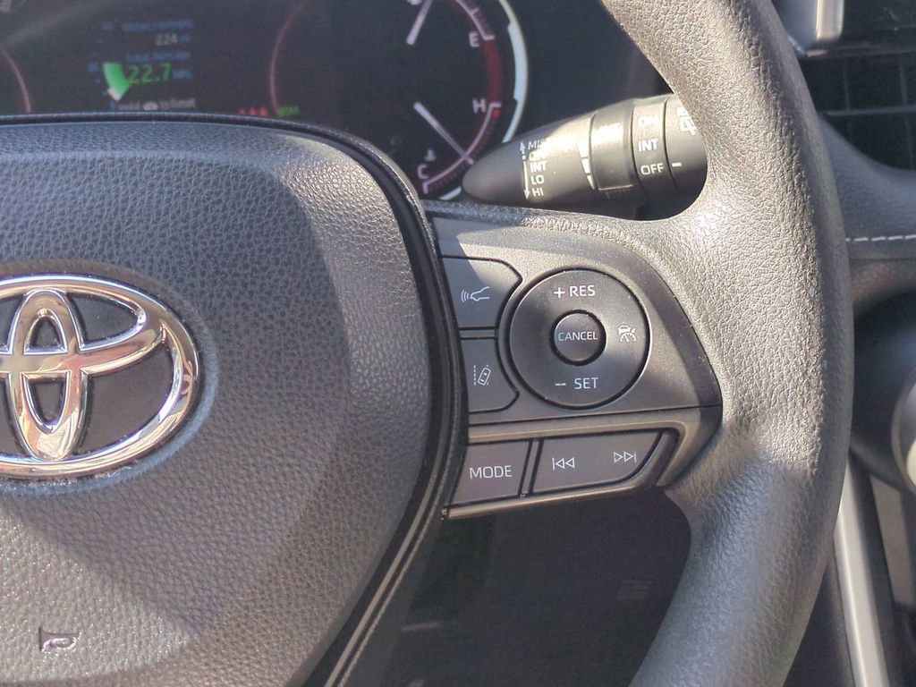 Used 2023 Toyota RAV4 XLE image 25