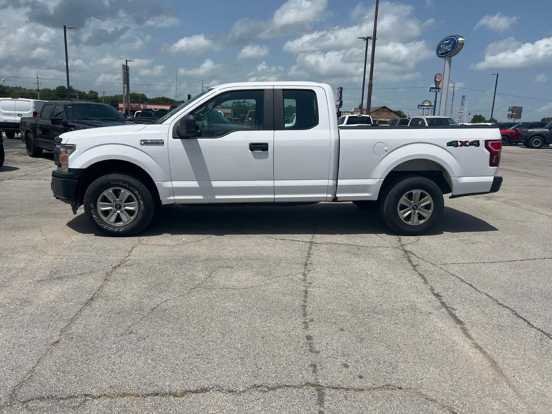 Used 2019 Ford F150 XL w/ XL Power Equipment Group AWD/4WD image 6