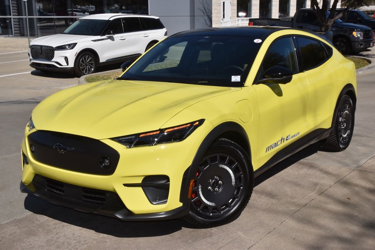 Certified 2025 Ford Mustang Mach-E GT w/ Interior Protection Package image 41
