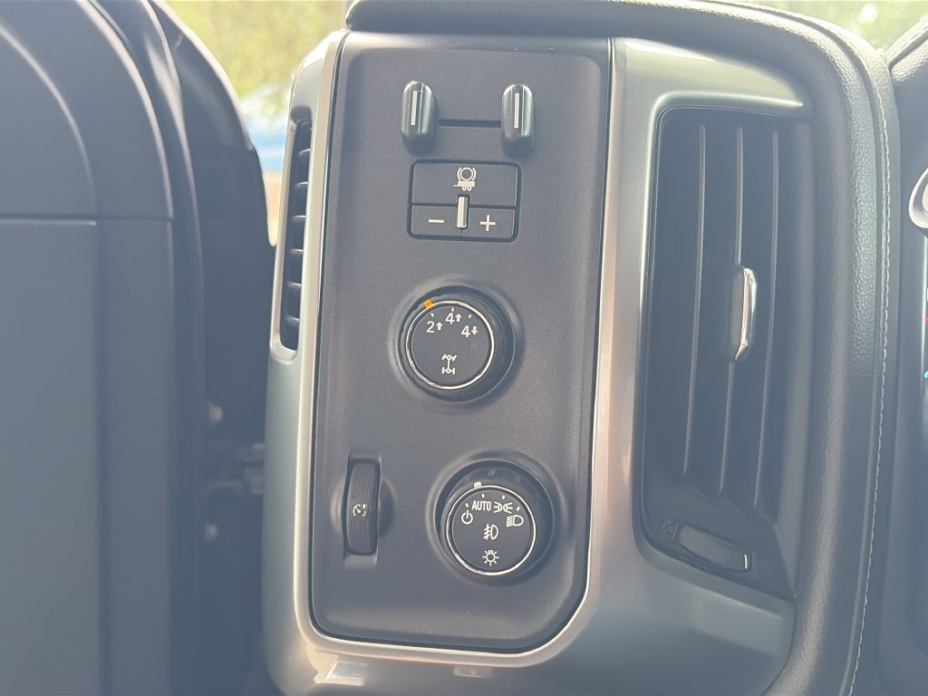 Used 2016 Chevrolet Silverado 2500 LTZ w/ Duramax Plus Package AWD/4WD image 14