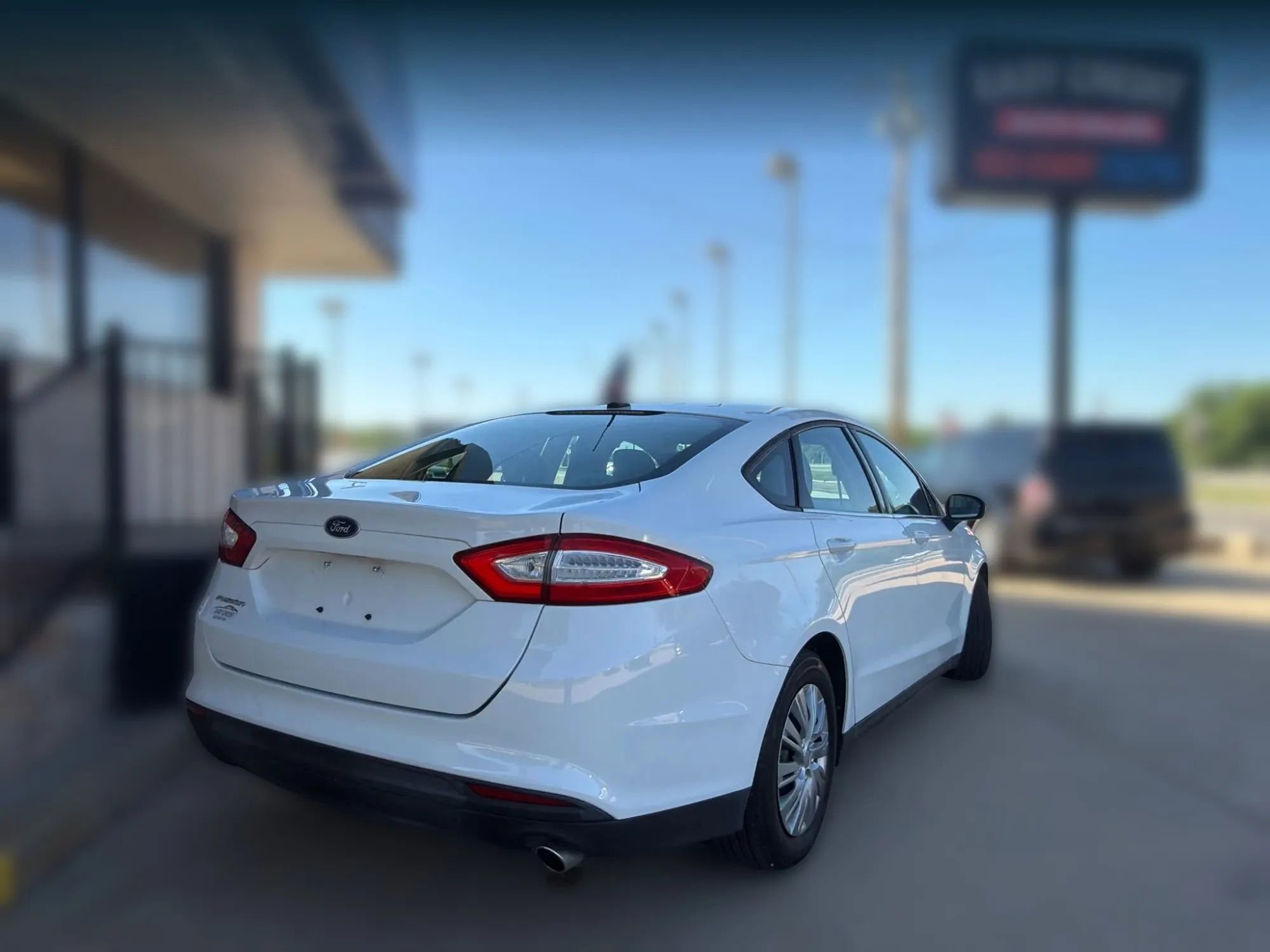 Used 2013 Ford Fusion S FWD image 3