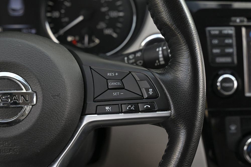 Used 2018 Nissan Rogue Sport SL image 22