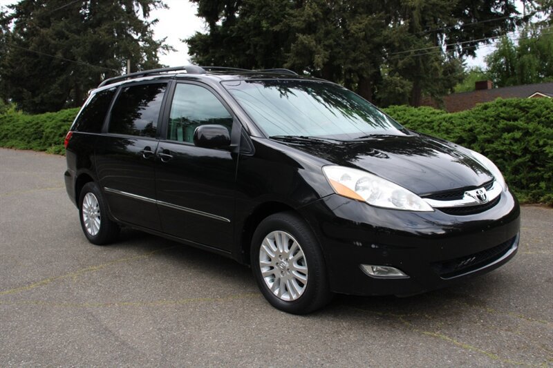 Used 2009 Toyota Sienna XLE Limited AWD/4WD image 2