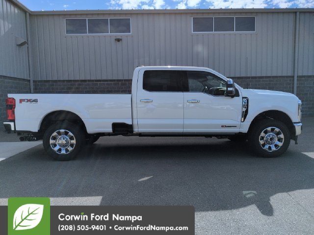 New 2026 Ford F350 King Ranch w/ Chrome Package AWD/4WD image 2