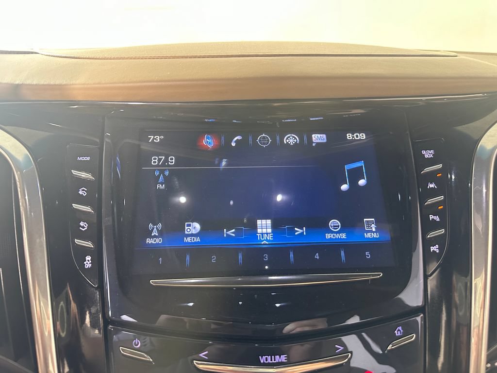 Used 2018 Cadillac Escalade ESV Platinum AWD/4WD image 36