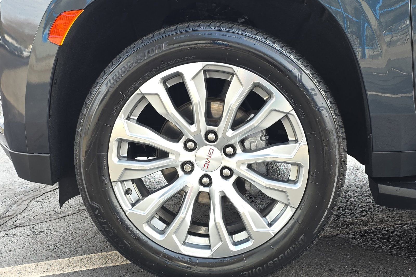 Used 2022 GMC Yukon Denali image 28