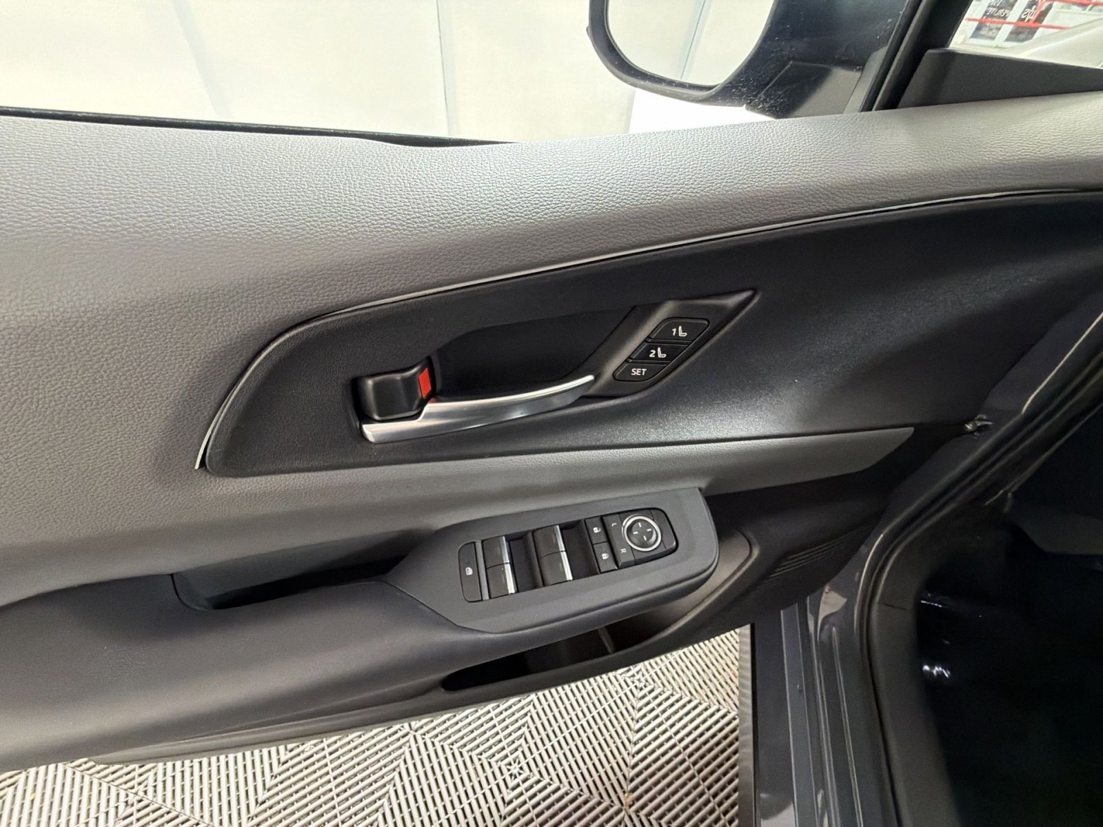 Used 2024 Toyota Prius Limited image 14