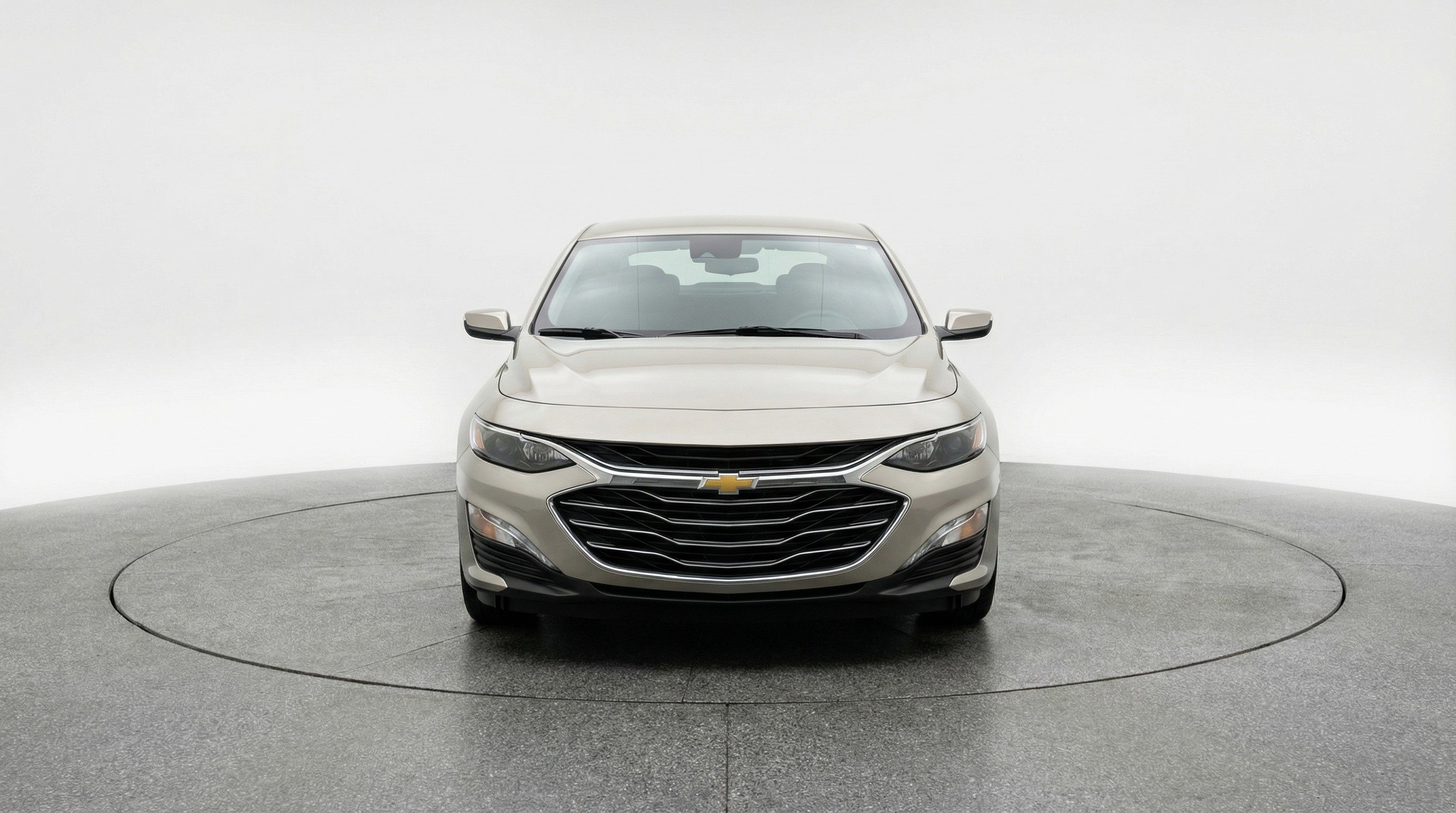 Used 2024 Chevrolet Malibu LT FWD image 2