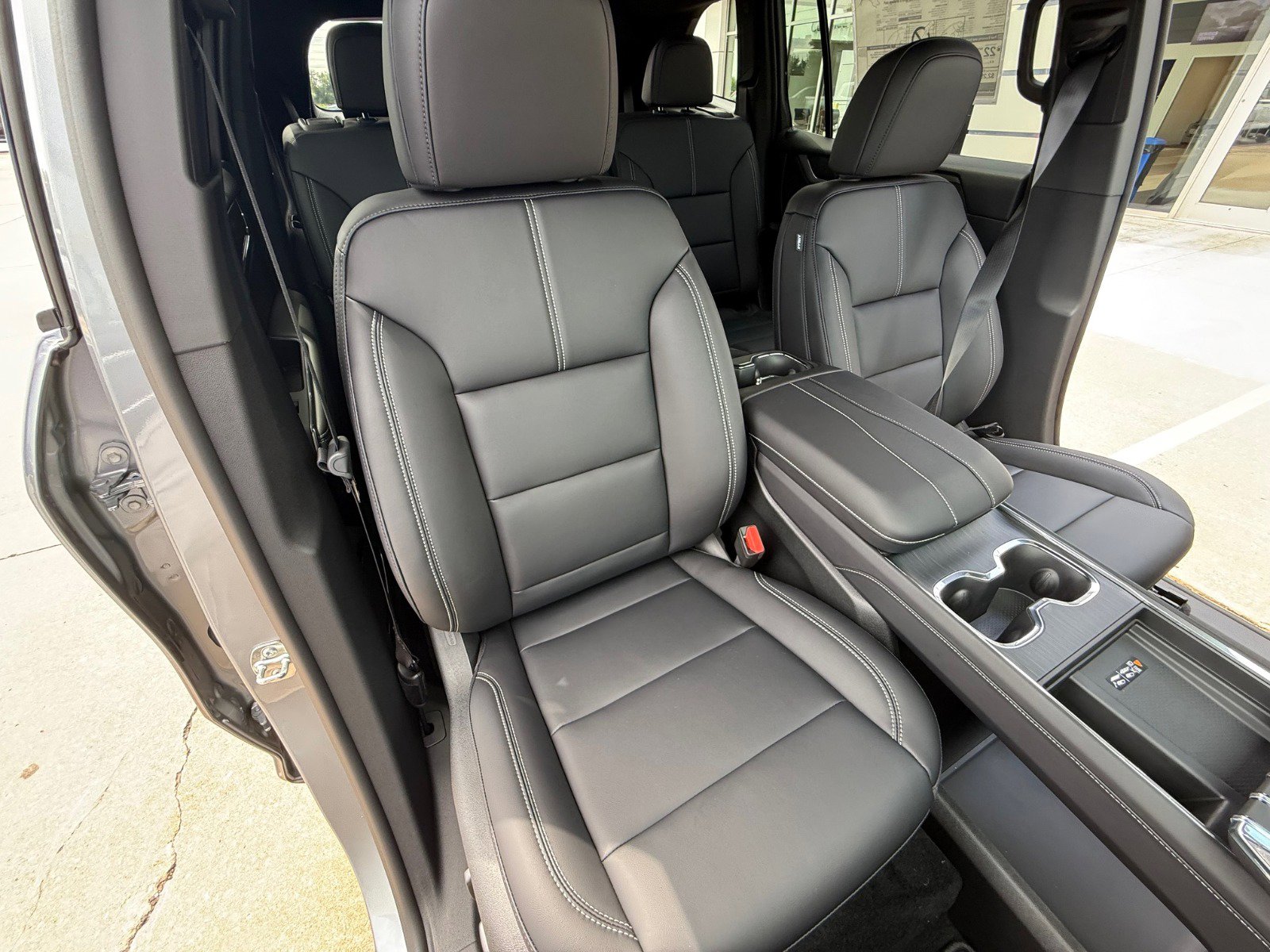 New 2026 GMC Acadia Elevation w/ Elevation Premium Package image 28