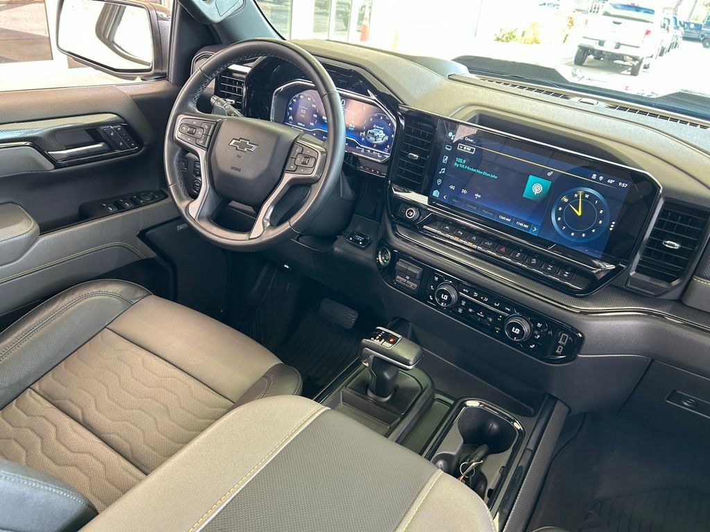 Used 2023 Chevrolet Silverado 1500 ZR2 w/ ZR2 Bison Edition image 9