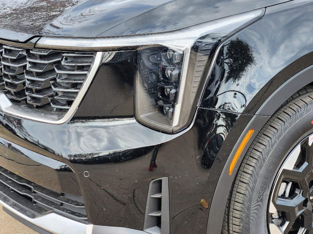 New 2026 Kia Sorento S w/ S Panoramic Sunroof Package image 6