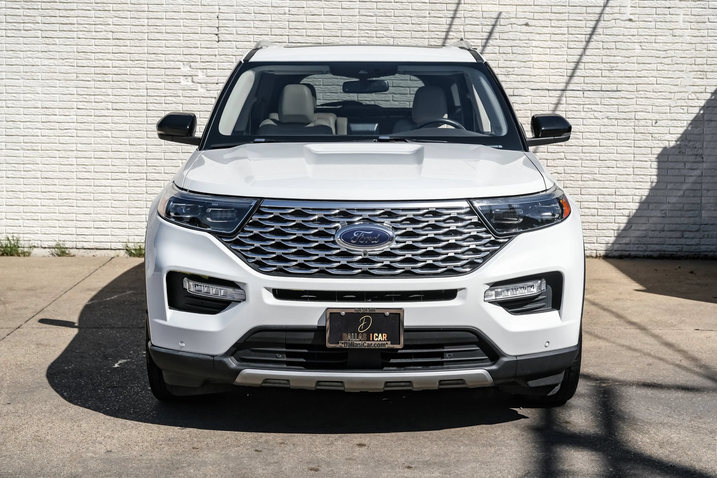 Used 2020 Ford Explorer Platinum w/ Premium Technology Package AWD/4WD image 6