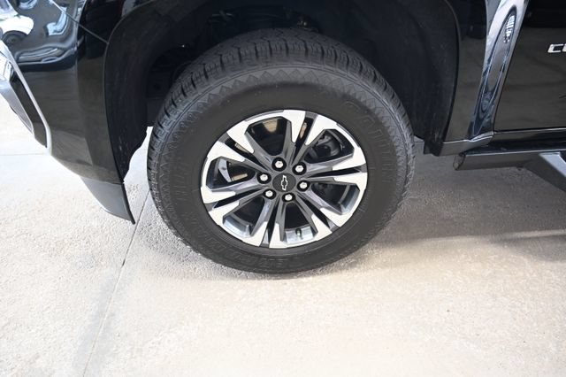 Used 2022 Chevrolet Colorado Z71 AWD/4WD image 31