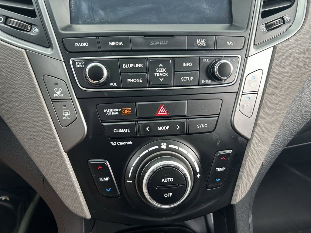 Used 2018 Hyundai Santa Fe Sport w/ 2.4L Tech Package 04 FWD image 14