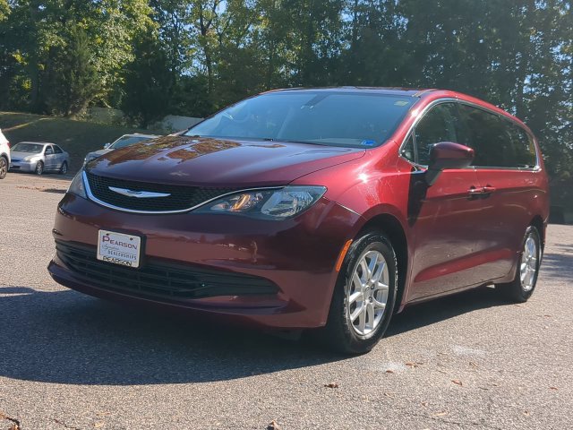 Used 2017 Chrysler Pacifica LX FWD image 7