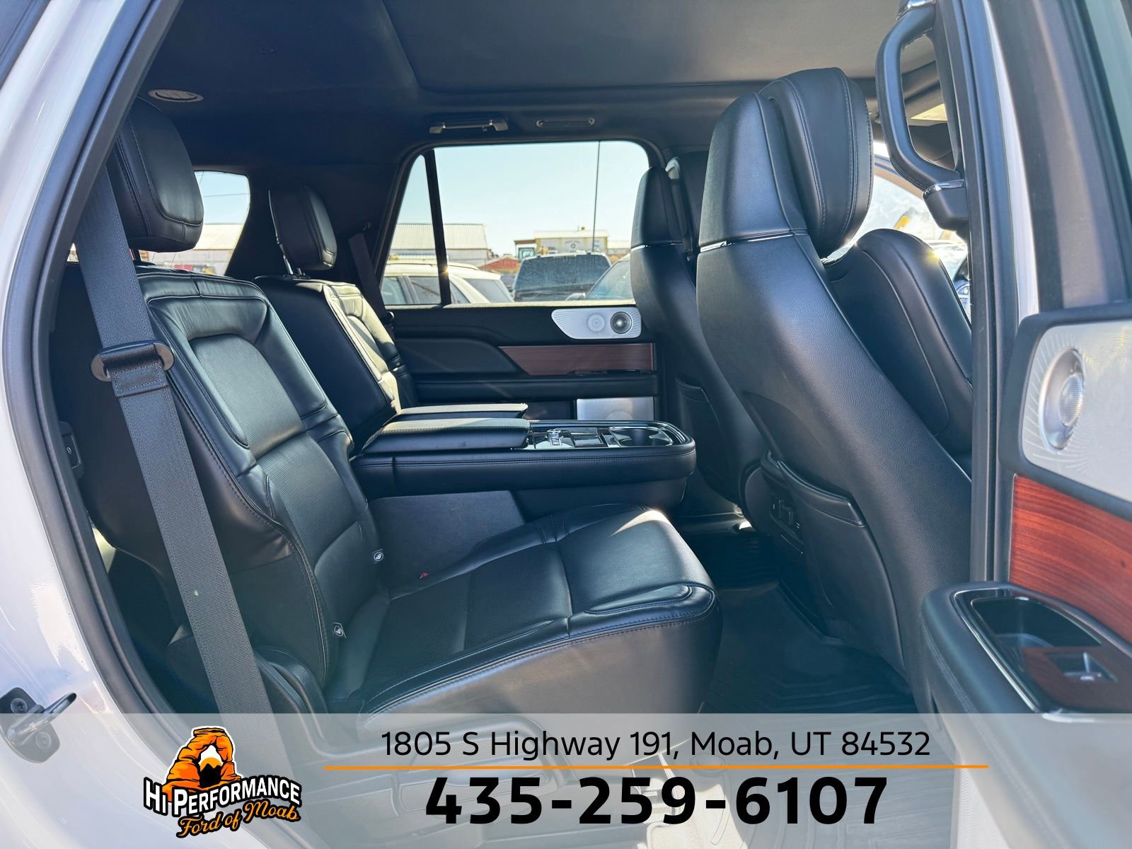 Used 2019 Lincoln Navigator Reserve w/ Cargo Package image 36