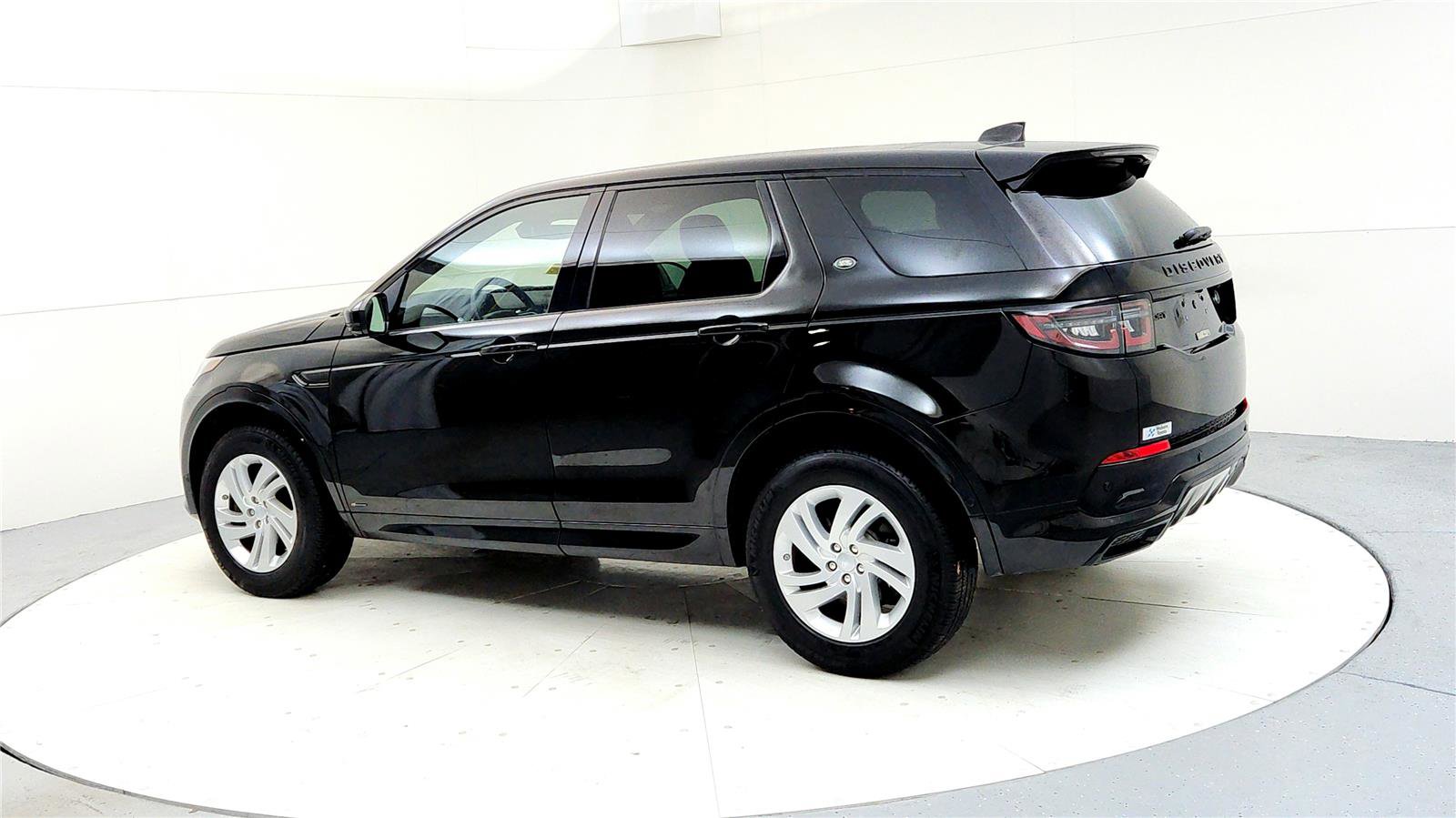 Used 2021 Land Rover Discovery Sport S R-Dynamic image 4