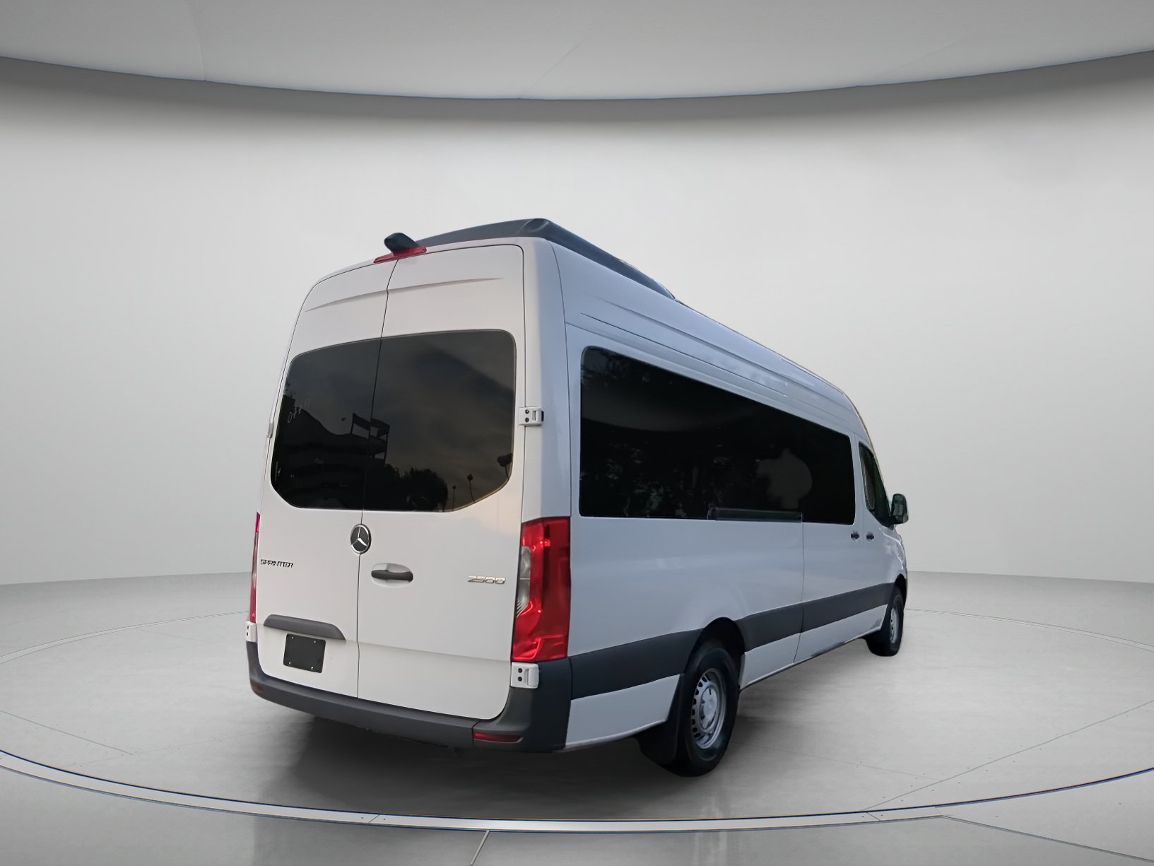 Used 2025 Mercedes-Benz Sprinter 2500 image 27