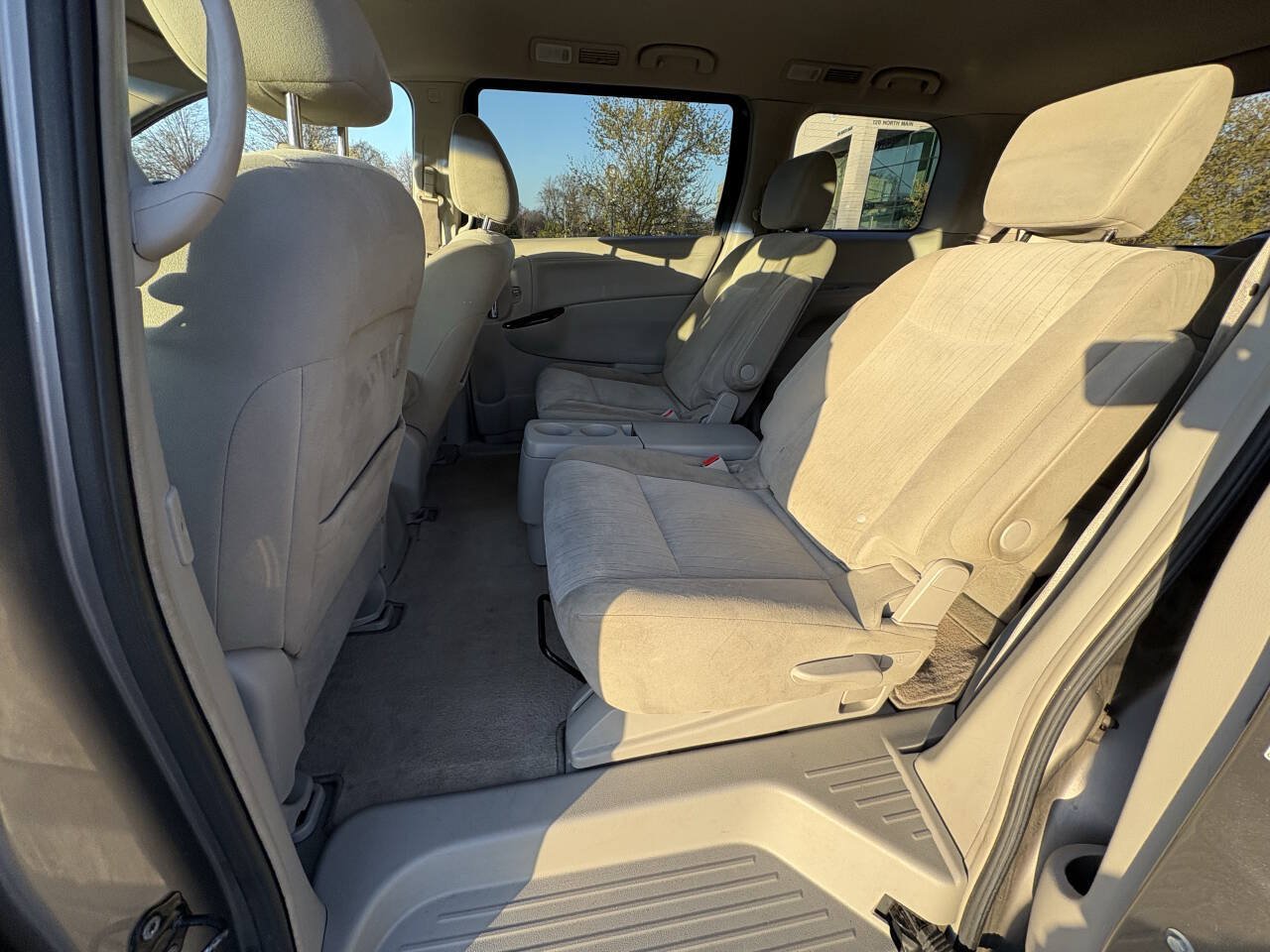 Used 2011 Nissan Quest SV FWD image 21