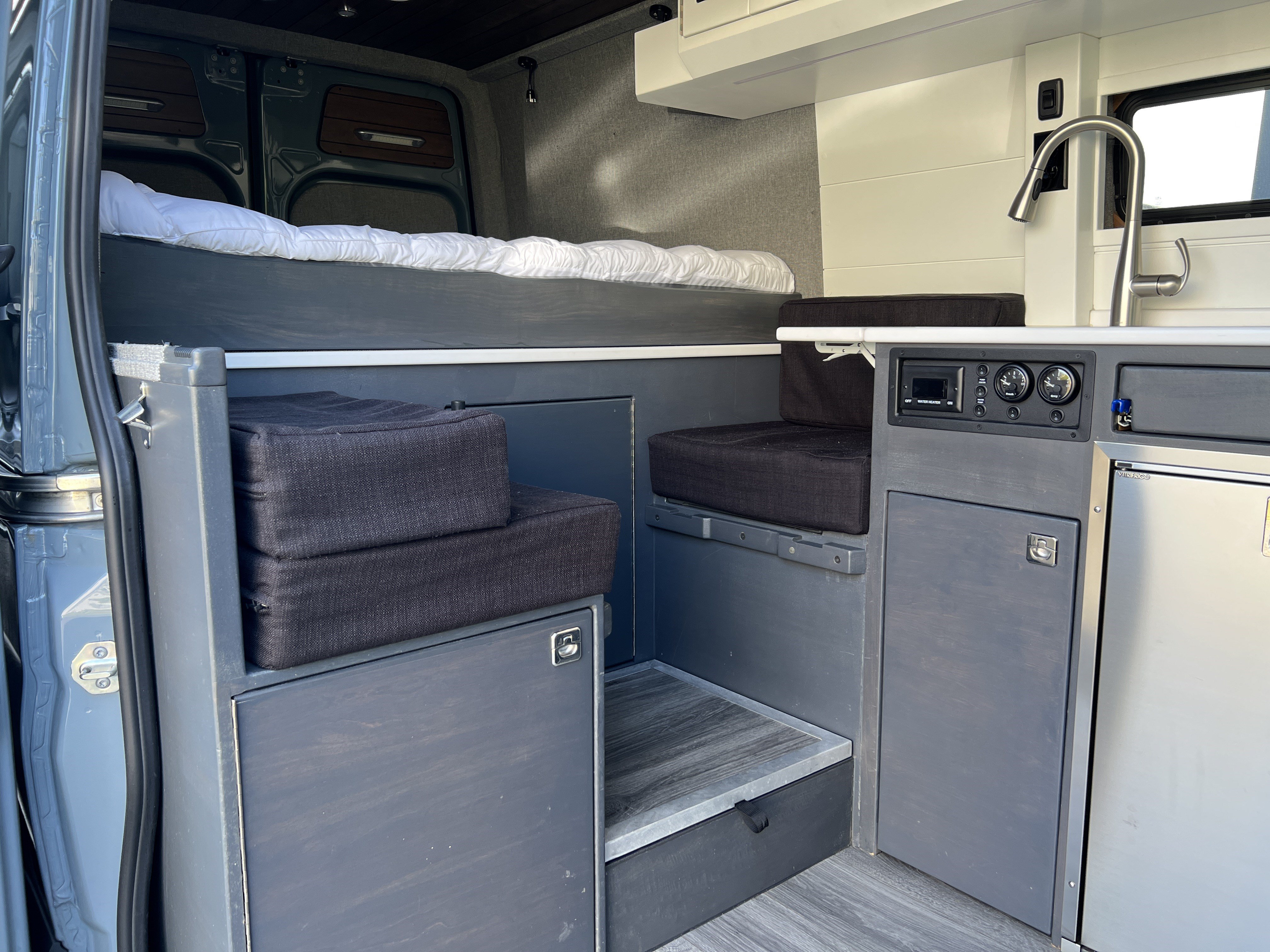 Used 2022 Mercedes-Benz Sprinter 2500 image 21