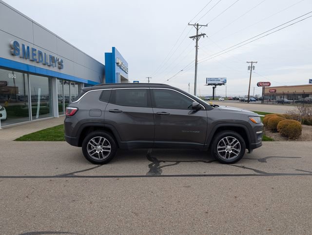 Used 2020 Jeep Compass Latitude image 3