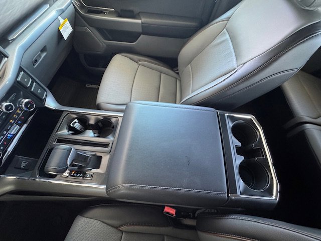 New 2025 Ford F150 Lariat w/ Equipment Group 501A Mid image 9