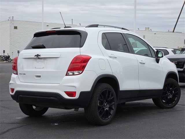 Used 2022 Chevrolet Trax LT w/ Sport Edition image 14